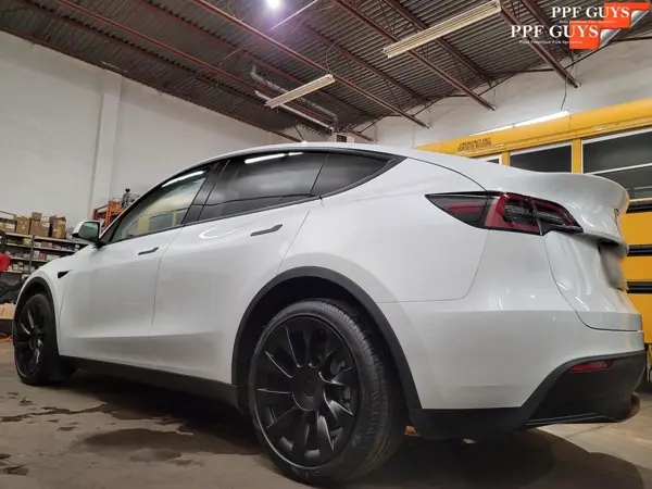 Tesla Model Y, PPF. Photo 19 of 40.