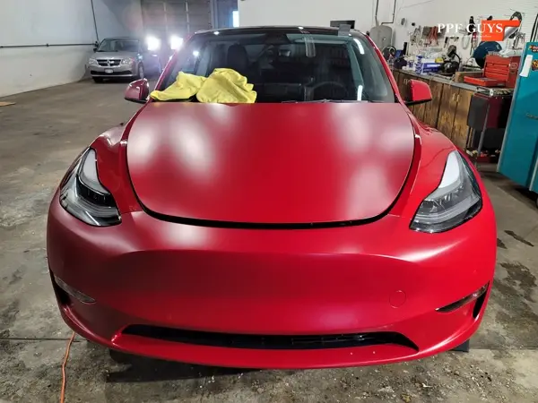 Red Tesla Model Y, Stealth. Photo 34 of 48.