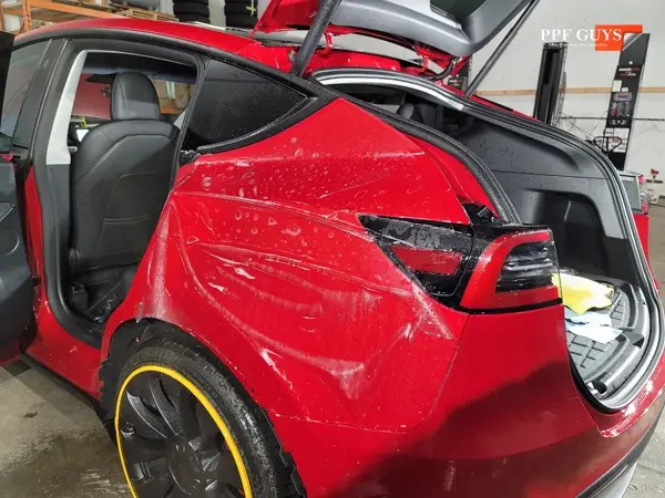 Red Tesla Model Y, Stealth. Photo 31 of 48.