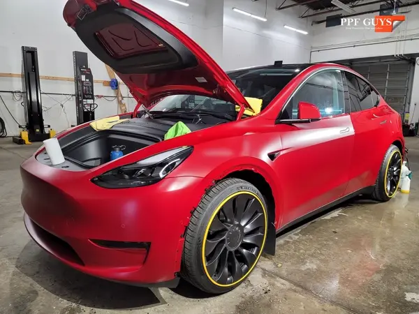 Red Tesla Model Y, Stealth. Photo 25 of 48.