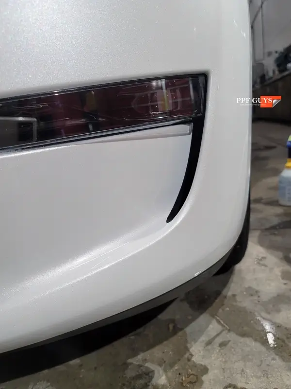White Tesla Model Y, Stealth. Photo 19 of 42.