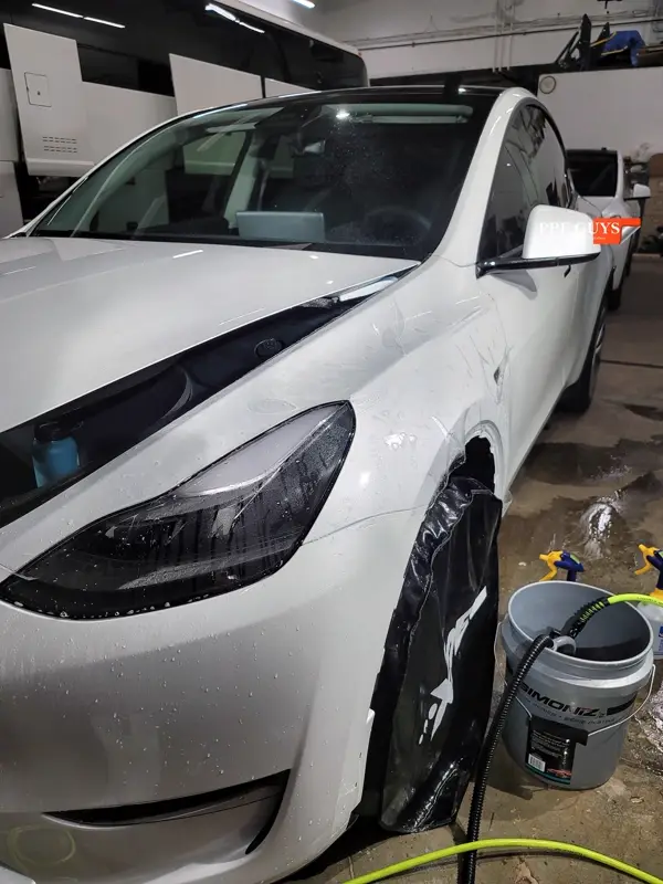 White Tesla Model Y, Stealth. Photo 25 of 42.