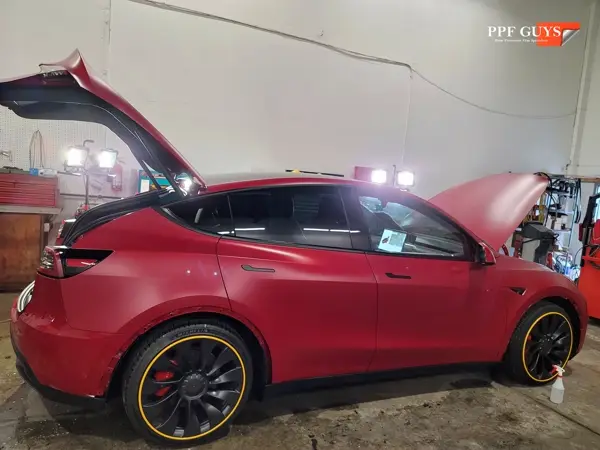 Red Tesla Model Y, Stealth. Photo 20 of 48.