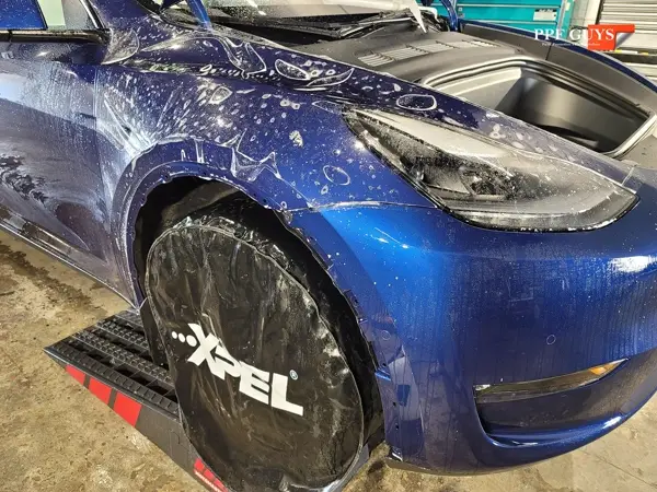 Tesla Model Y, Front end and doors