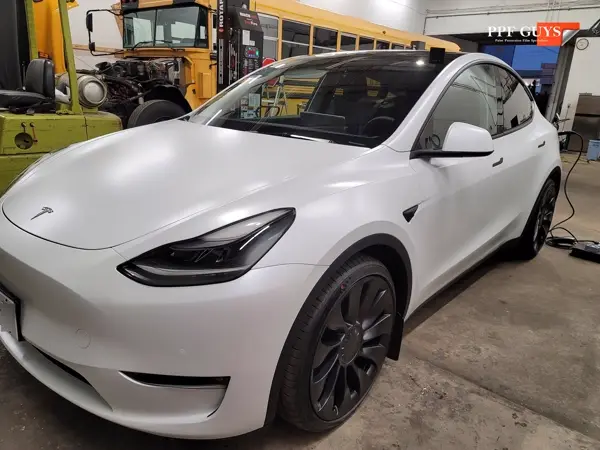 Tesla Model Y Performance, Stealth. Photo 38 of 45.