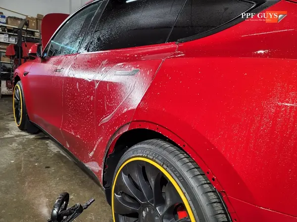 Red Tesla Model Y, Stealth. Photo 29 of 48.